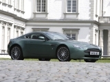  Aston Martin